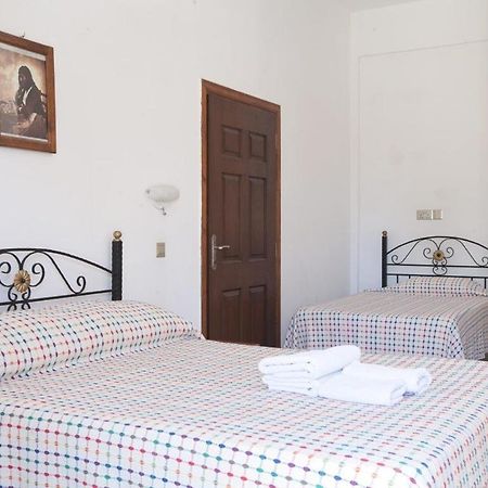 Glaro Garden Hotel Agia Trias Exterior photo