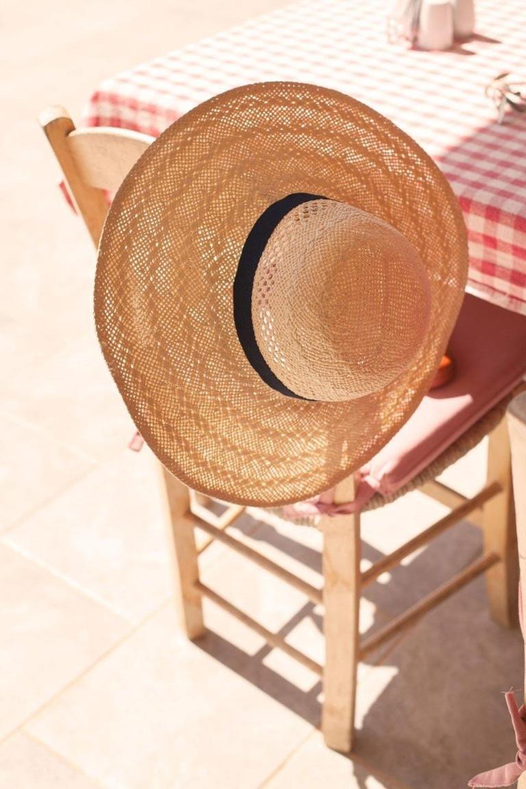 Glaro Garden Hotel Agia Trias Exterior photo